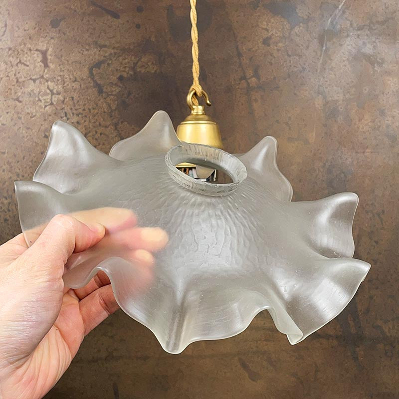 Luminaire Vintage Dentelé 1930