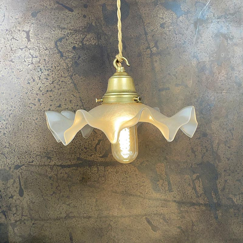 Luminaire Vintage Dentelé 1930