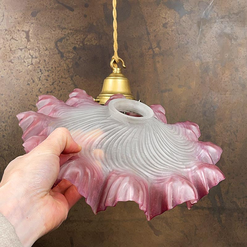Luminaire Vintage Dentelé 1930