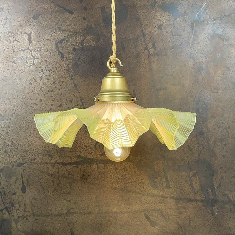 Luminaire Vintage Dentelé 1930