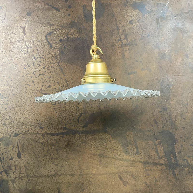 Luminaire Vintage Dentelle Blanche 1930