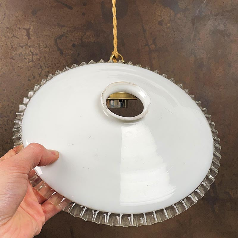 Luminaire Vintage Dentelle Blanche 1930