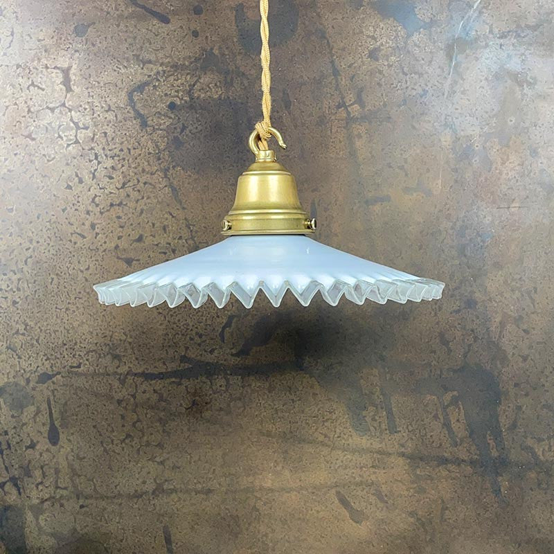 Luminaire Vintage Dentelle Blanche 1930