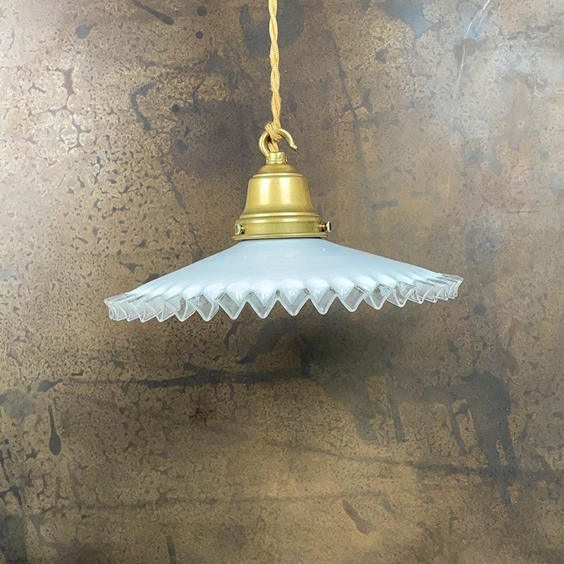 Luminaire Vintage Dentelle Blanche 1930