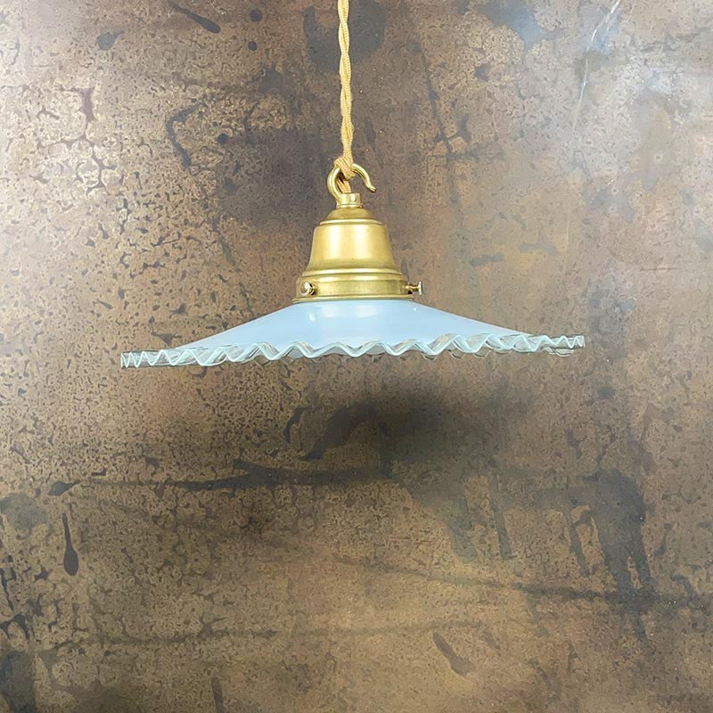 Luminaire Vintage Dentelle Blanche 1930