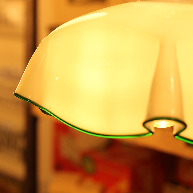 Opaline ancienne luminaire suspension verre art déco liseré vert vintage 1950
