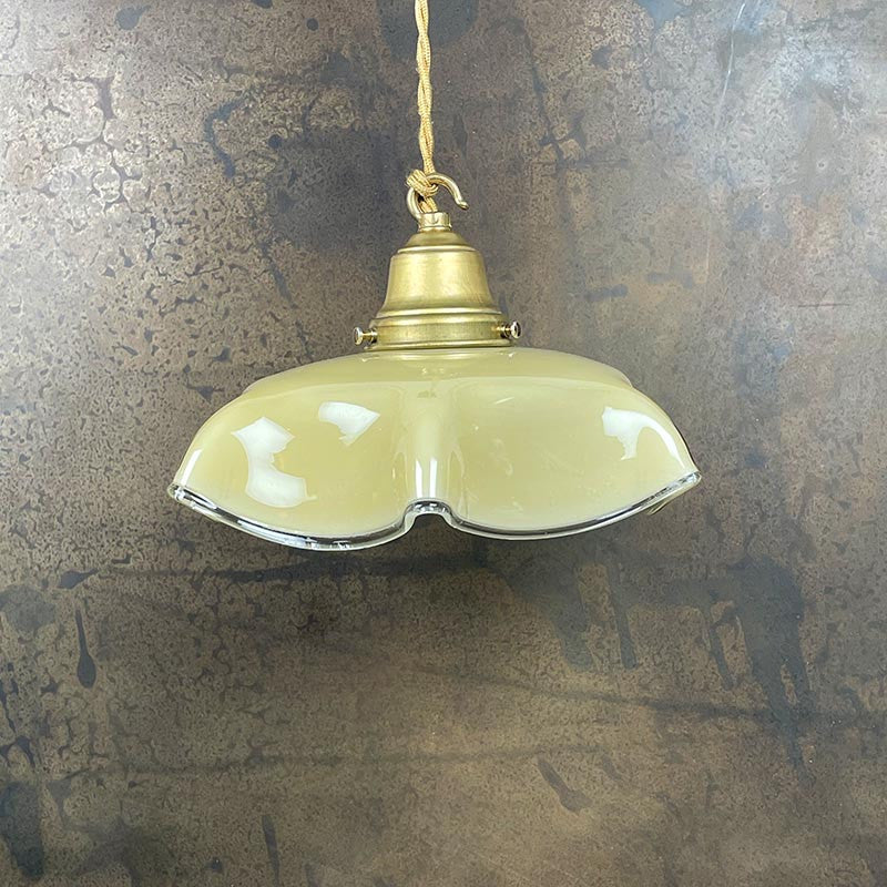 Luminaire Vintage Opaline Drapée 1950