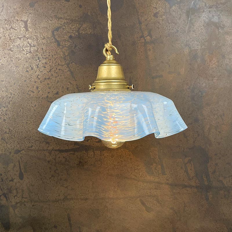 Luminaire Vintage Opaline Drapée Vichy 1930