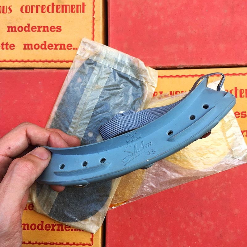 paire de lunettes lunette motard moto cycliste scooter ski skieur ancienne caoutchouc ecran soleil poussiere 1950 1960 slalom 45
