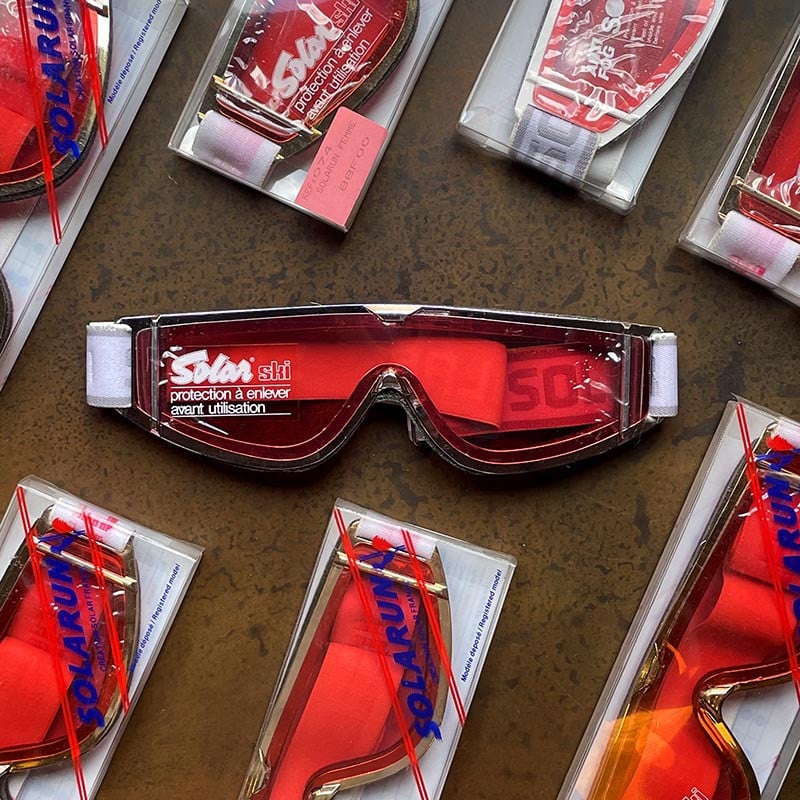 lunettes de ski ancienne solar solarun 1980 soleil protection neige sport vintage coloré plastique annecy
