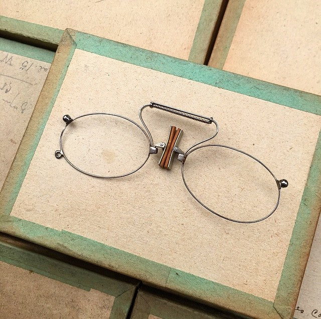 lunette ancienne métal XIX ème 1880 1870 titane paladium vue soleil solaire pince nez fernand lorgnon binocle