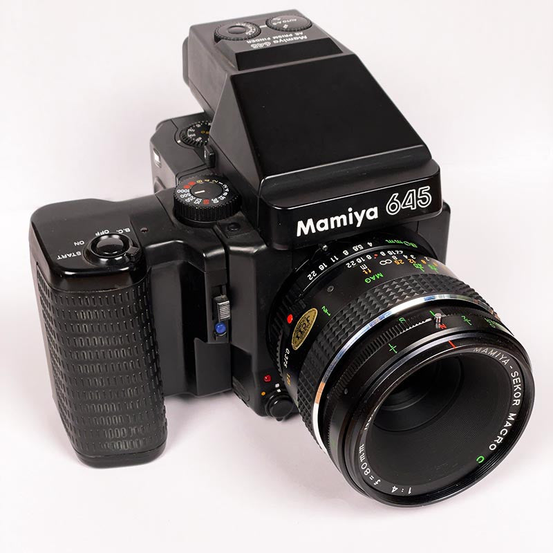 Mamiya M645 Super & Sekor 80mm 4 Macro