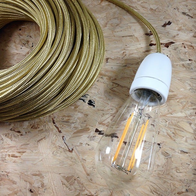 cable electrique fil textile vintage métal laiton jaune or doré brillant électricité rare rond