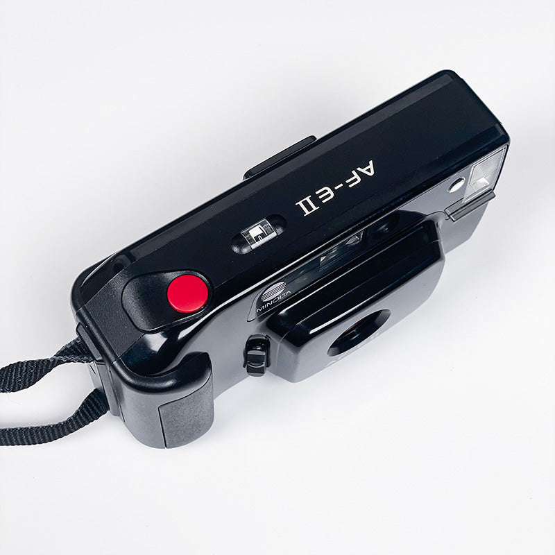 minolta af-eII compact argentique 35mm film pellicule photo photographie 24x36 135 ancien vintage