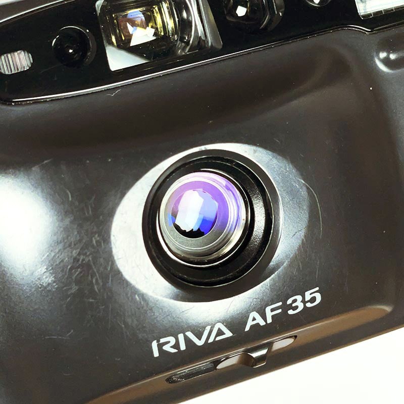 Minolta Riva AF35
