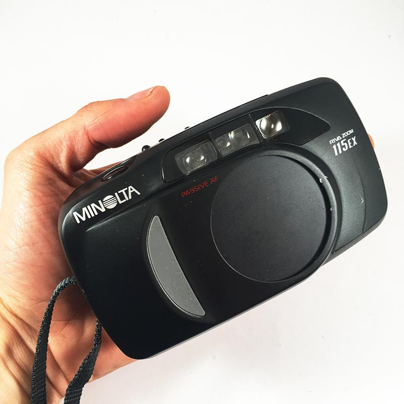 minolta riva af zoom 115 ex point and shoot ancien vintage 38-115mm  argentique 1995 compact camera