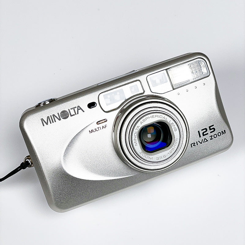 minolta riva zoom 125 37.5mm 125mm ancien vintage compact point and shoot pellicule argentique photo photographie 135 24x36 35mm
