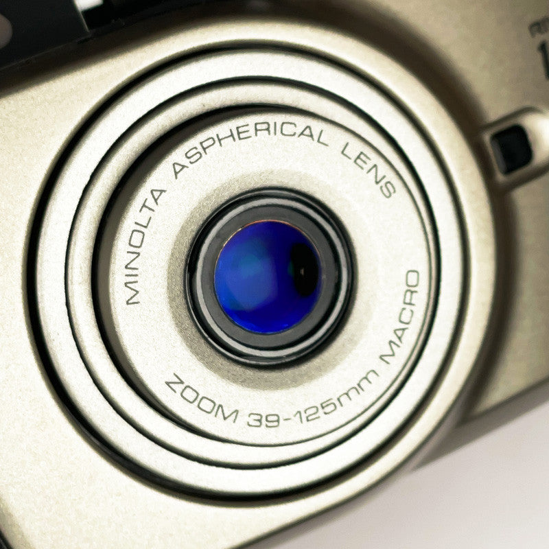 Minolta Riva Zoom 125EX & 39-125mm Macro