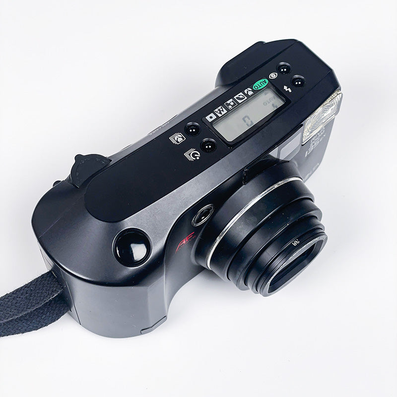 minolta riva zoom 135ex compact argentique pellicule film photo photographie 35mm 135 24x36