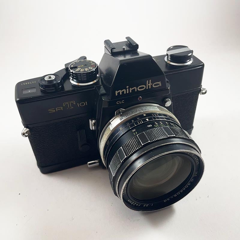 Minolta SRT 101 Black & W.Rokkor-SG PF 28mm 3.5