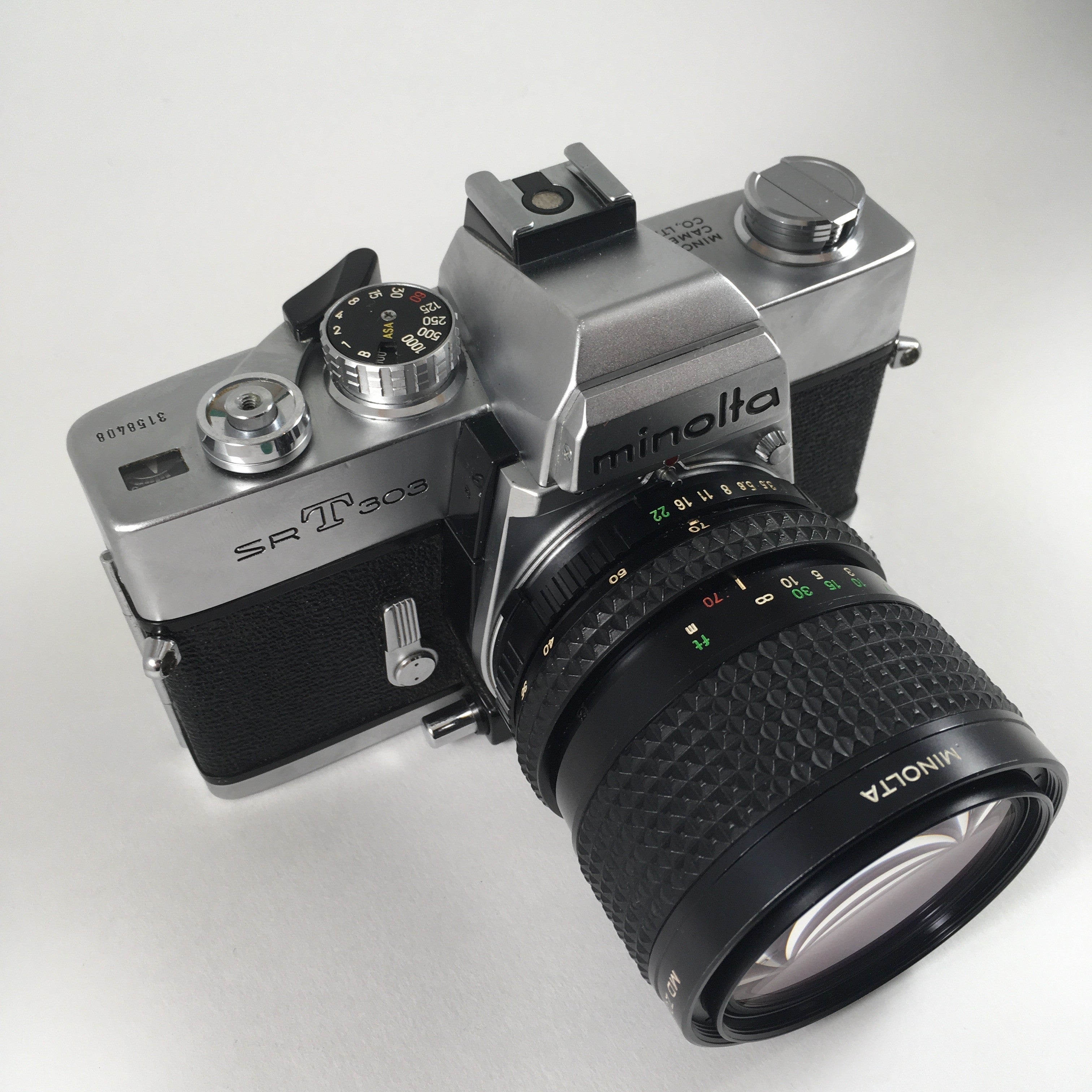Minolta SRT 303 & Rokkor 35-70mm 3.5