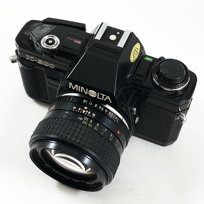Minolta X-300 Noir & 50mm 1.4