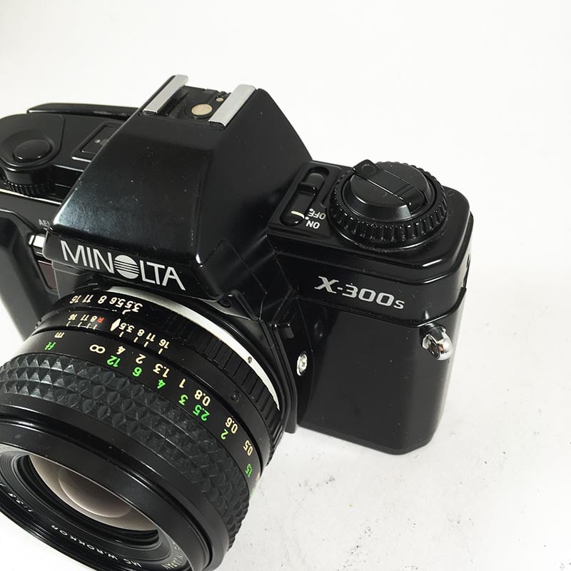 Minolta X-300S & 28mm 3.5