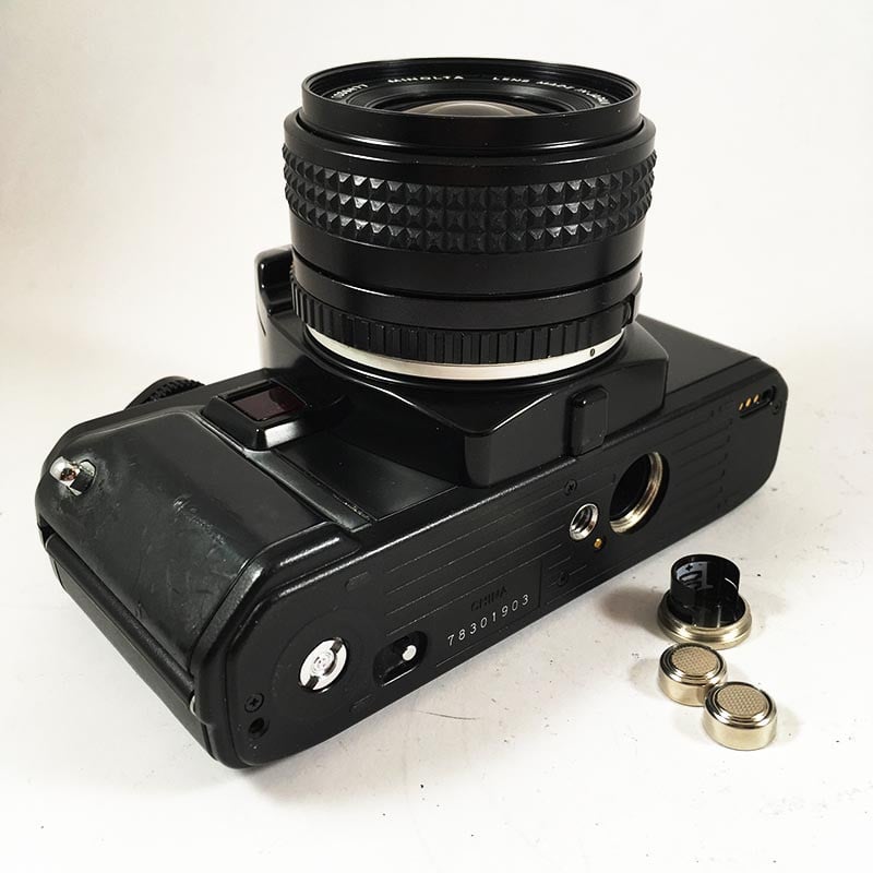 Minolta X-300S & 28mm 3.5