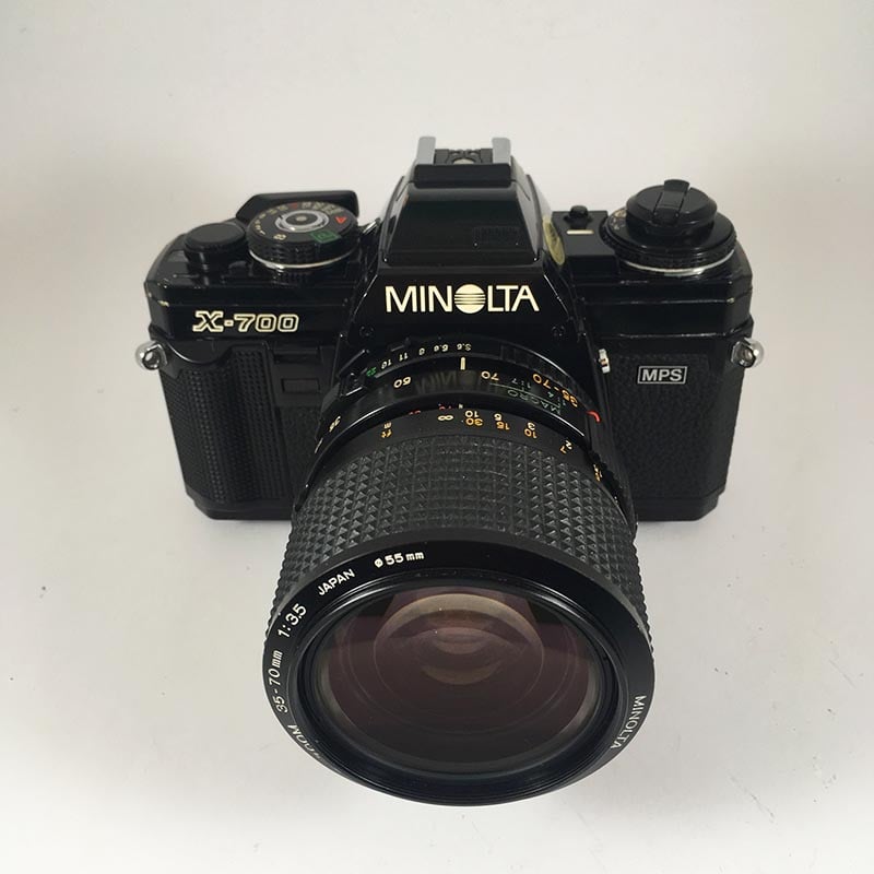 Minolta X-700 & Zoom 35 - 70mm 3.5