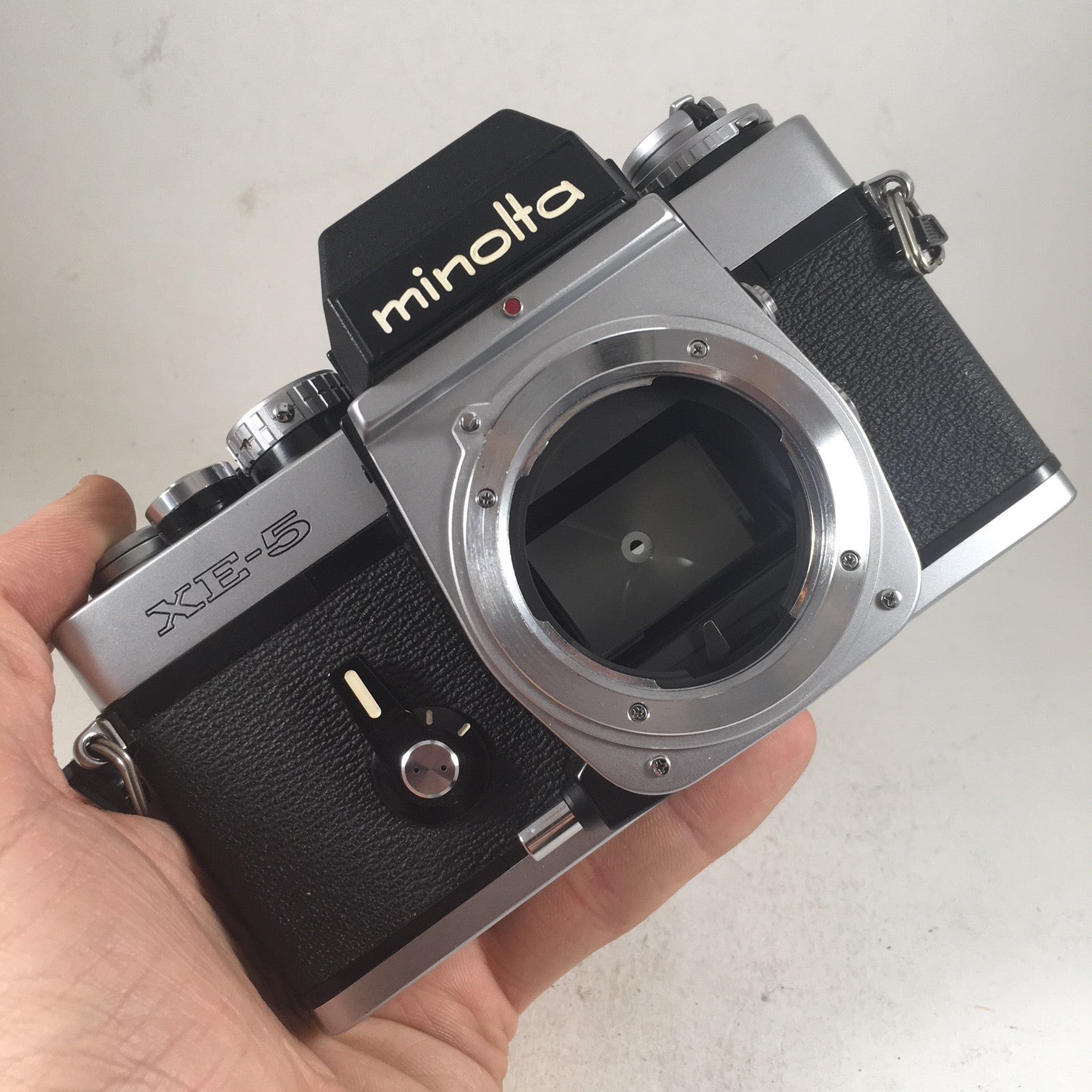 Minolta XE-5 & Makinon 28mm 2,8
