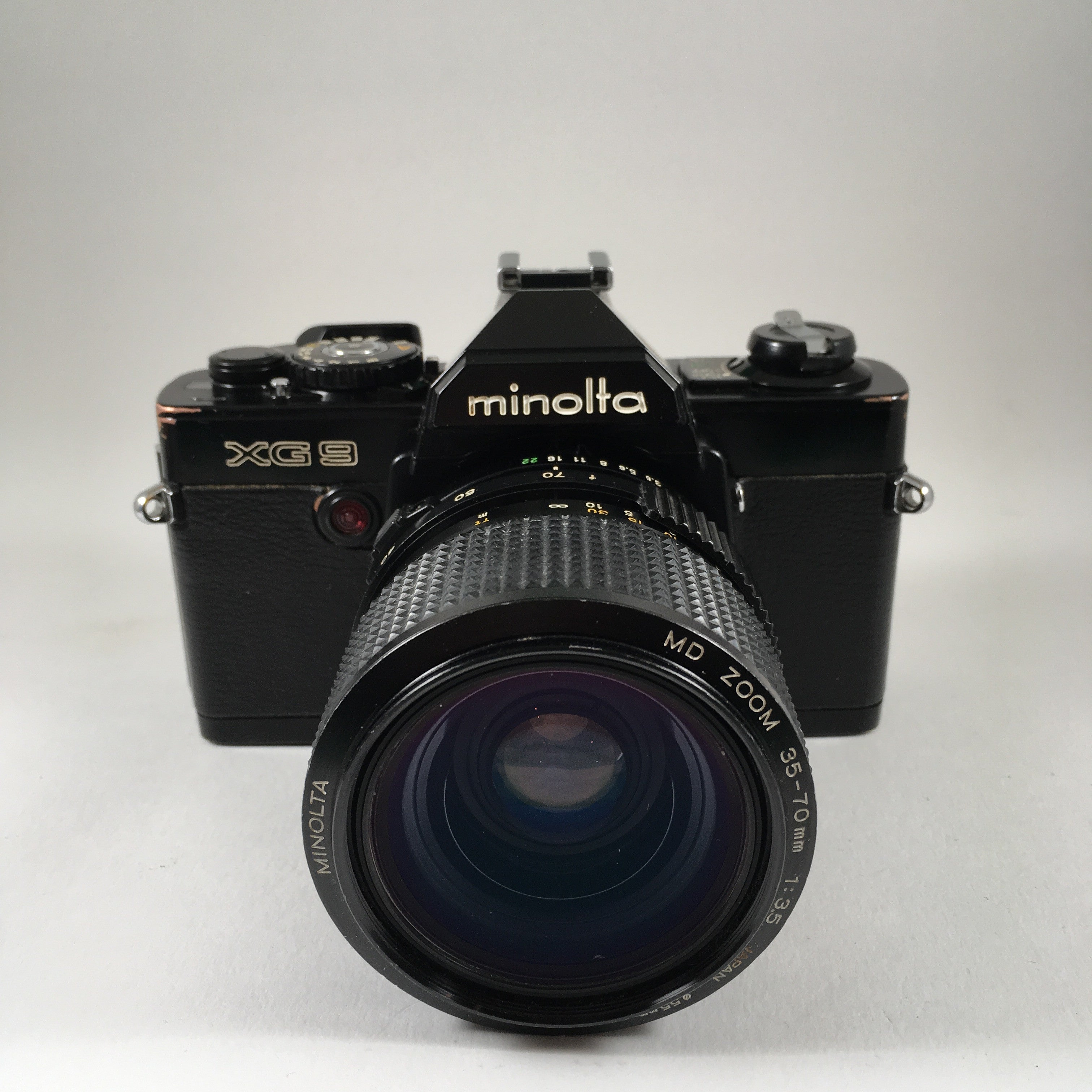 Minolta XG9 Noir & Minolta 35-70mm 3.5