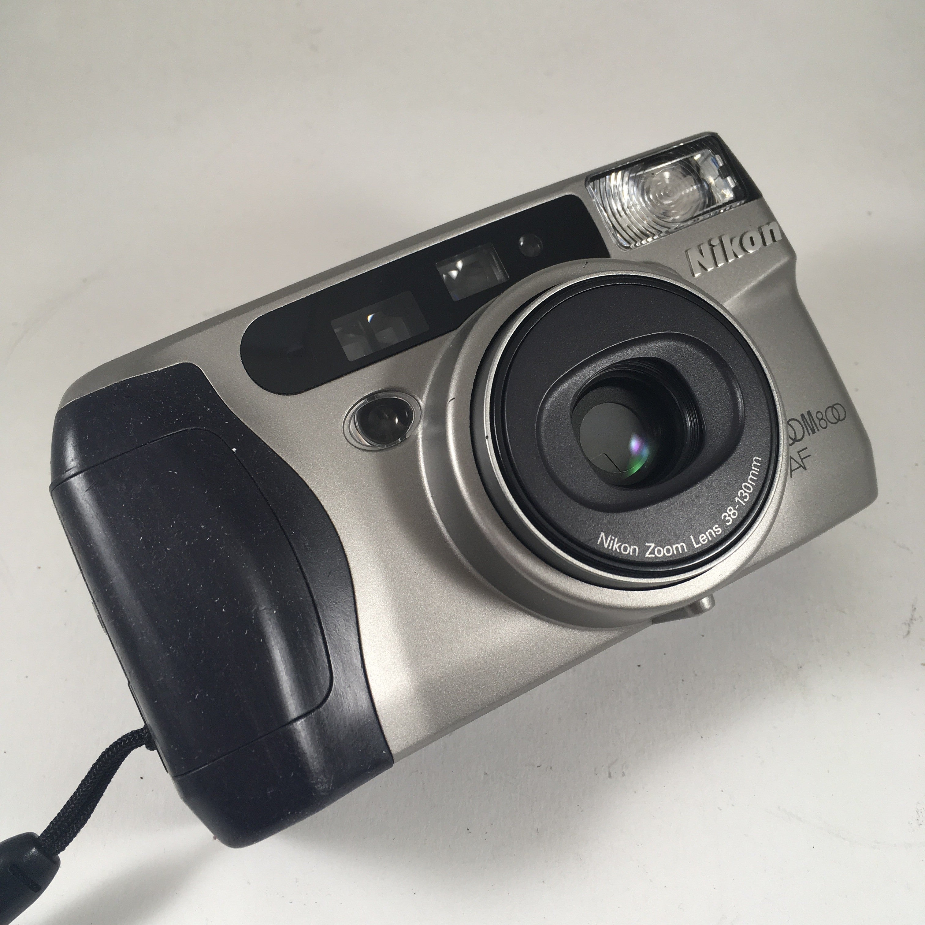 Nikon 800 AF 38mm - 130mm