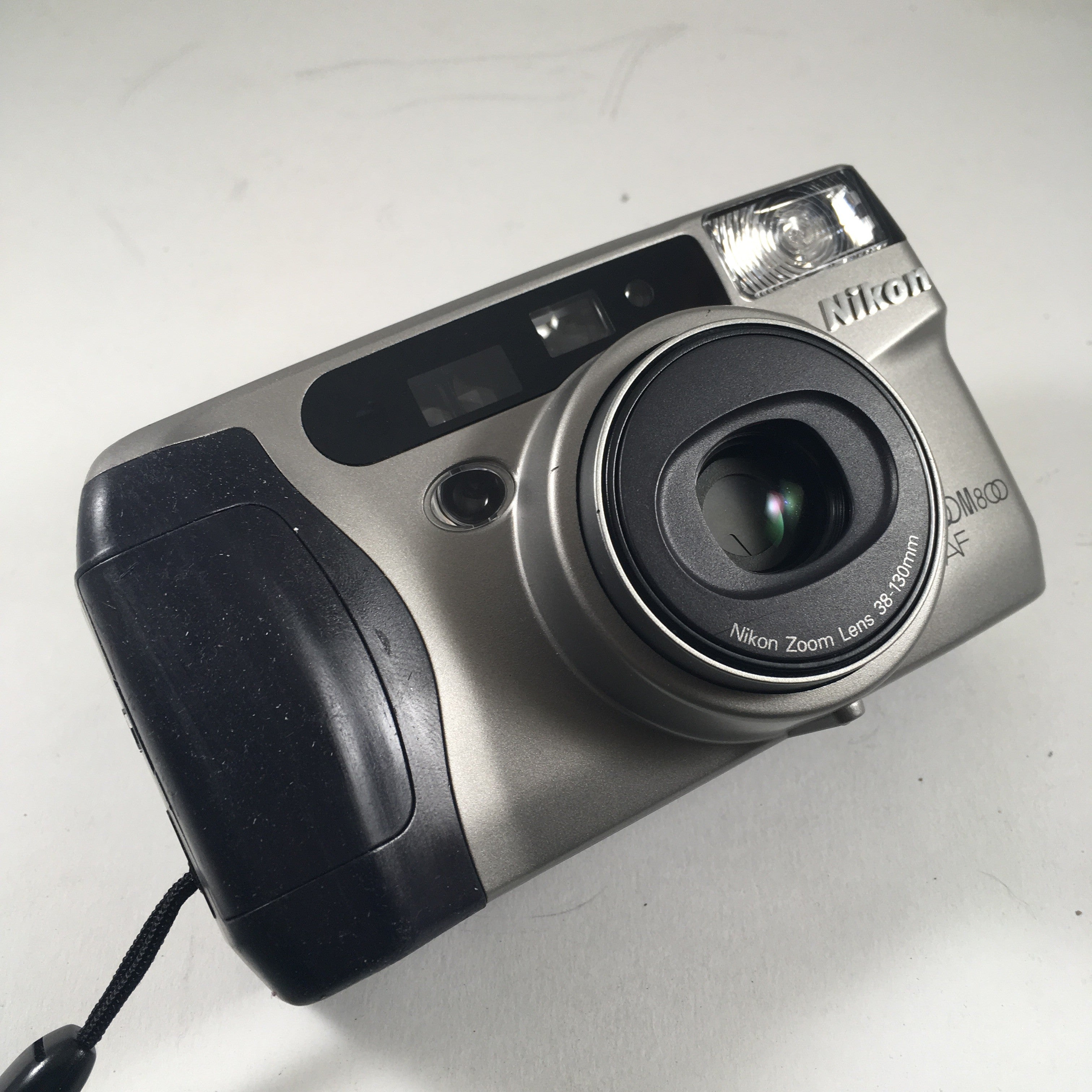 Nikon appareil argentique nikon 800 af 38 130 35mm compact autofocus