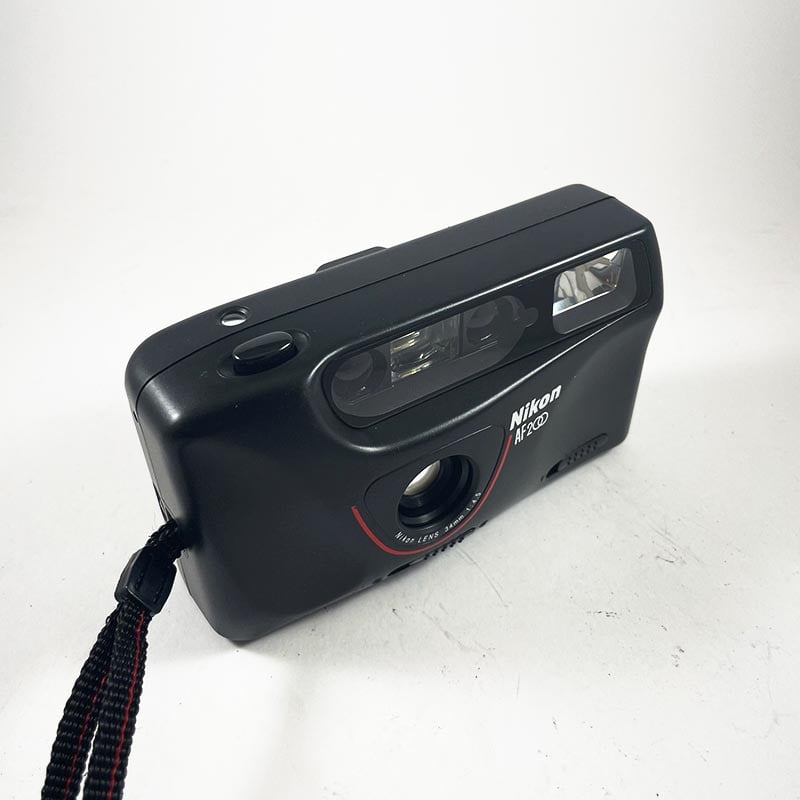 Nikon AF 200 34mm 4.5