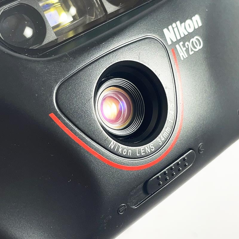 Nikon AF 200 34mm 4.5