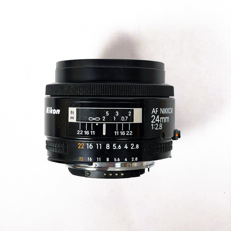 Nikon AF Nikkor 24mm 2.8