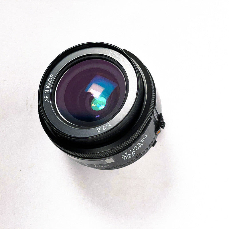 Nikon AF Nikkor 24mm 2.8