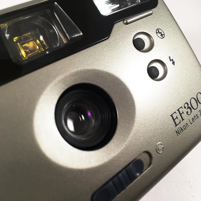 Nikon EF300 & 29mm 4.5