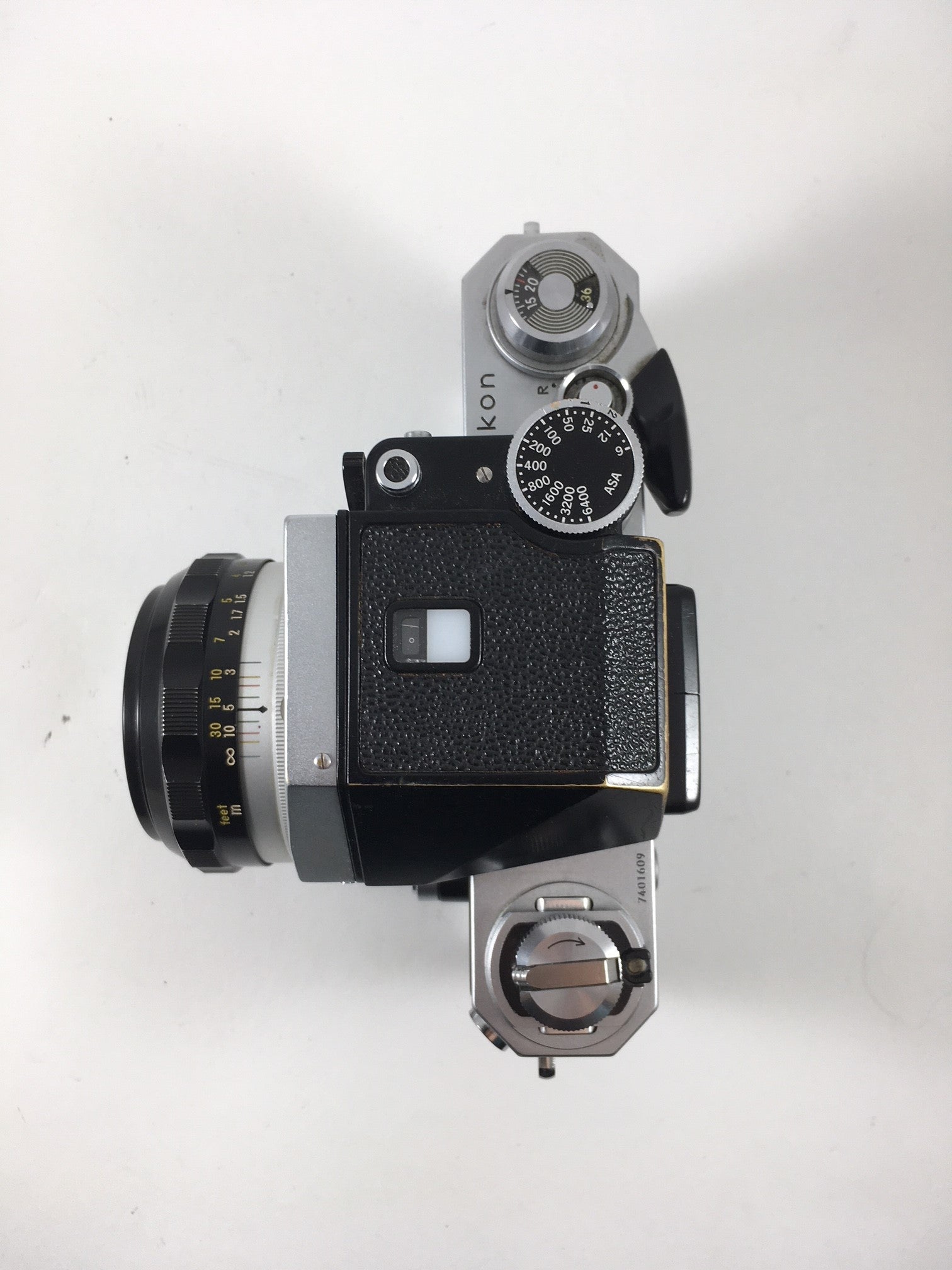 Nikon F Apollo Photomic & Nikkor 50mm 1.4