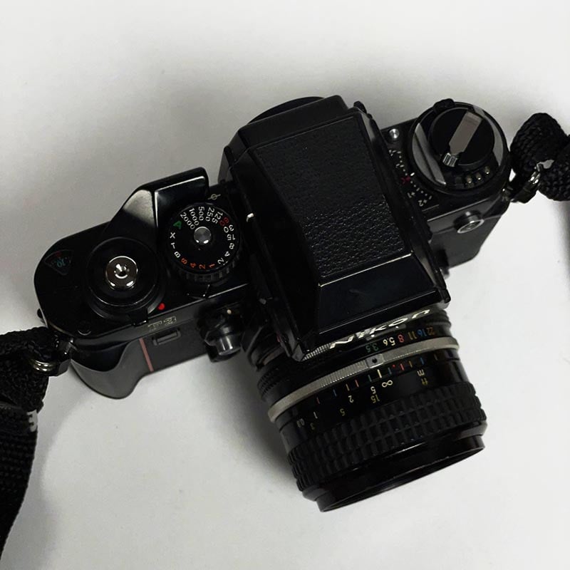 Nikon F3 HP & 28mm 3.5