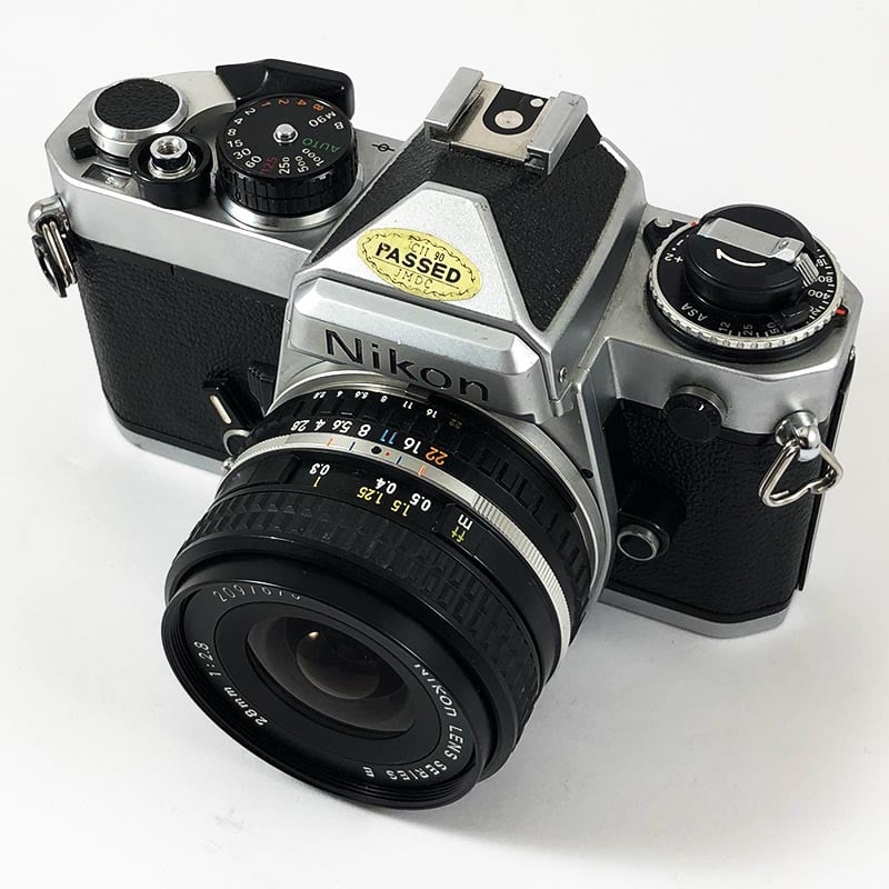 Nikon FE & 28mm 2.8