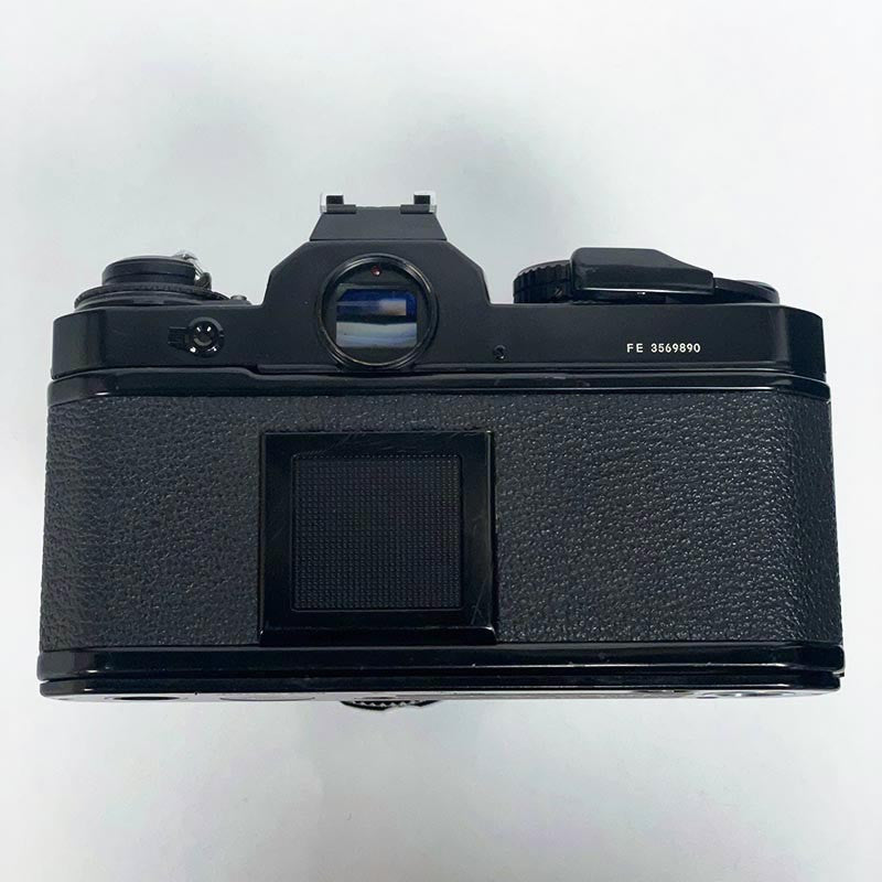 Nikon FE Noir & 35mm 2