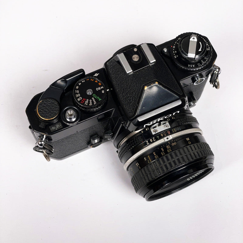 Nikon FE Noir & Nikkor 50mm 2