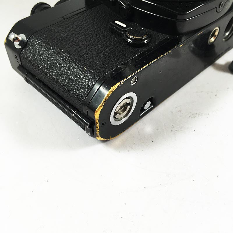 Nikon FE Black & Zoom Nikkor 36-72mm 3.5