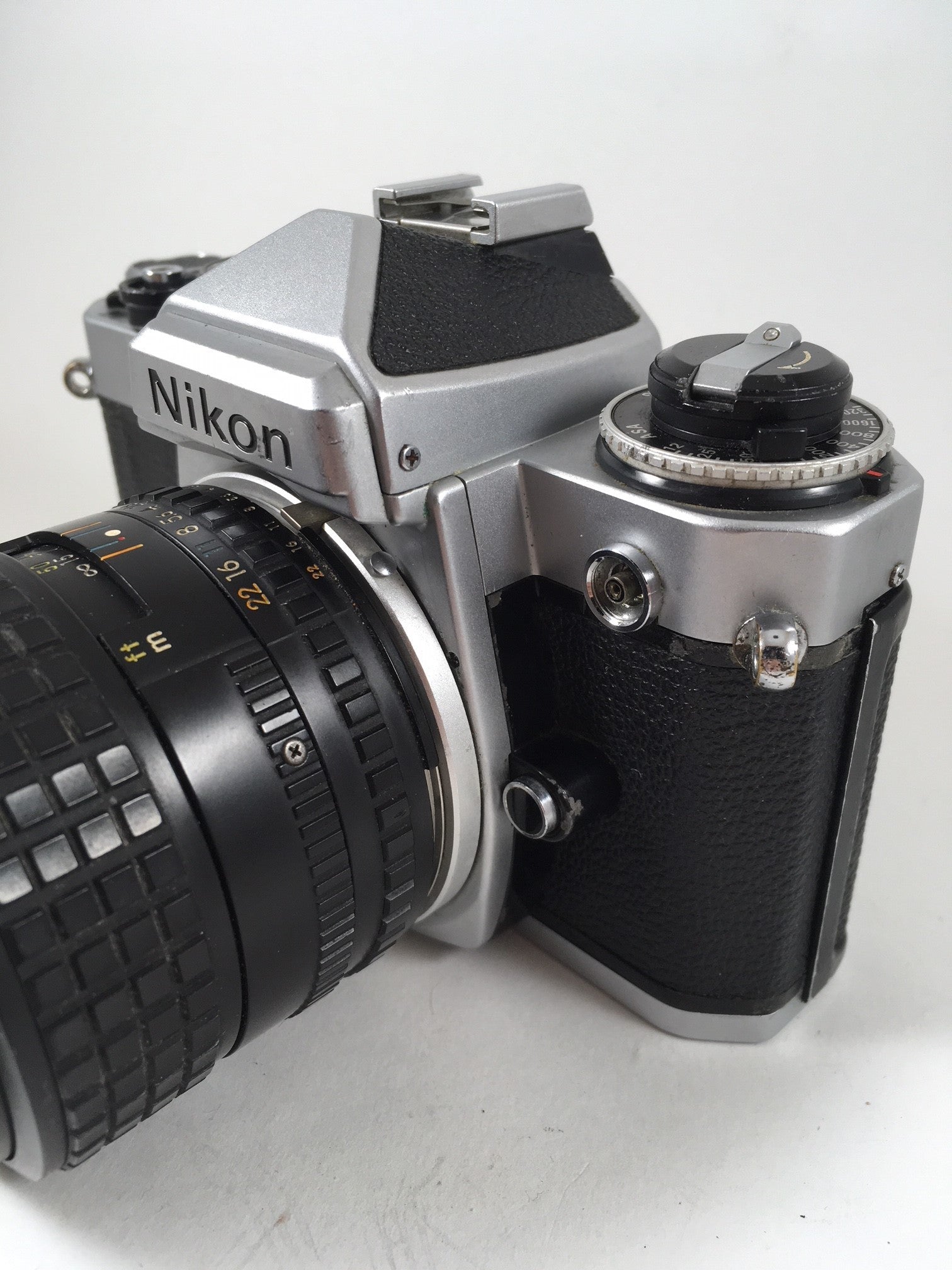 Nikon FE & Series E 100mm 2.8