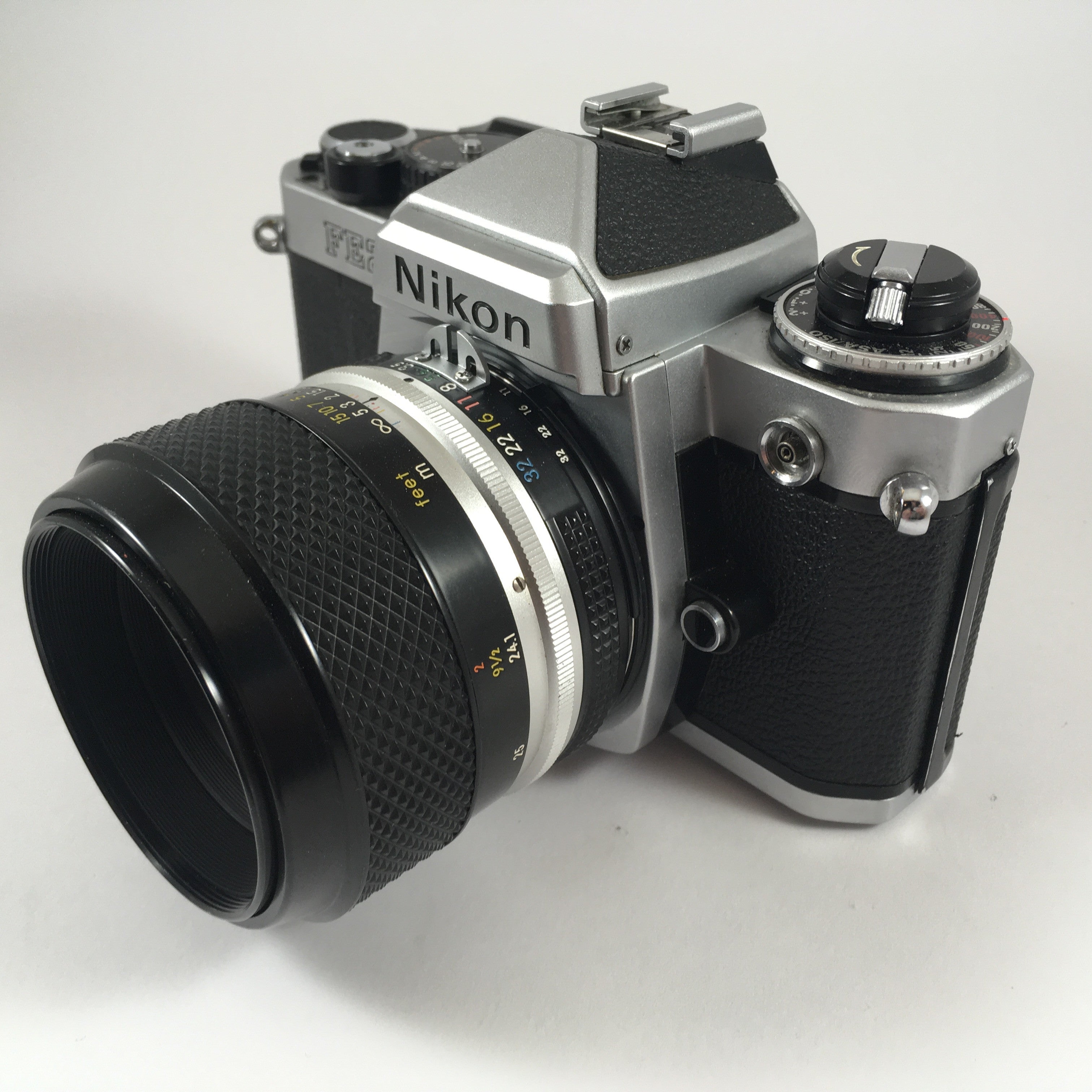 Nikon FE2 & Micro Nikkor 55mm 3.5