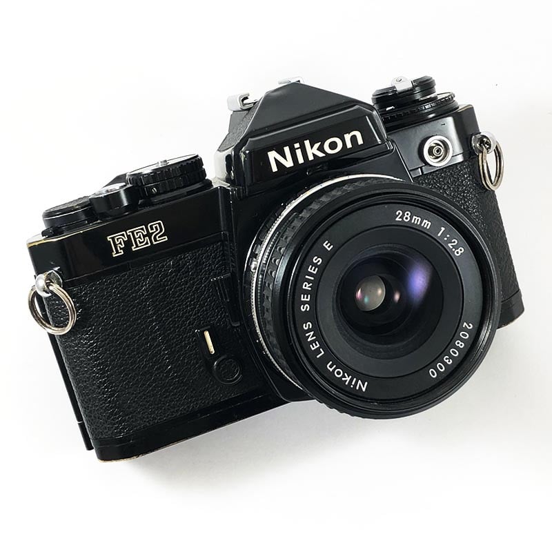 Nikon FE2 Black & 28mm 2.8