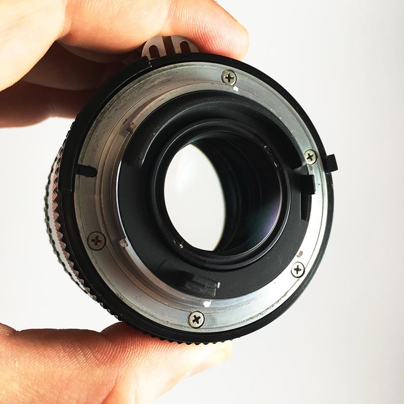 Nikon FE2 Noir & Nikkor 28mm 2