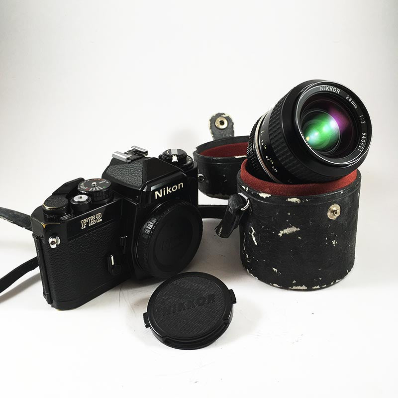 Nikon FE2 Noir & Nikkor 28mm 2