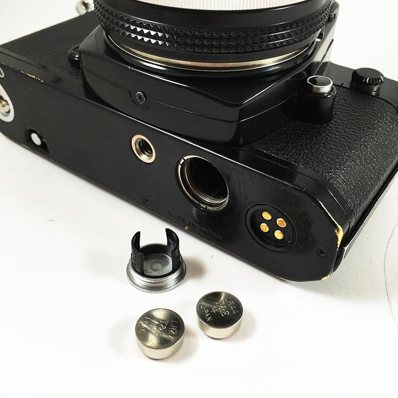 Nikon FE2 Noir & Nikkor 28mm 2